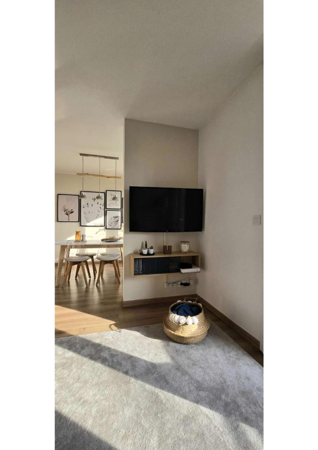 Superbe T3 Cosy, Parking Gratuit + Balcon Leilighet Riom Eksteriør bilde