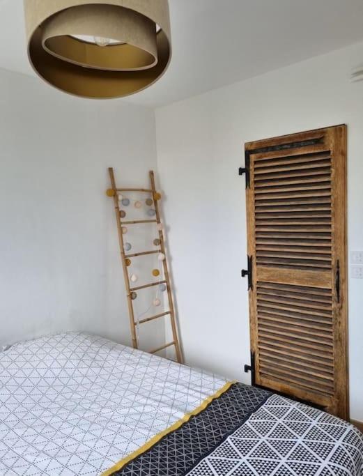 Superbe T3 Cosy, Parking Gratuit + Balcon Leilighet Riom Eksteriør bilde